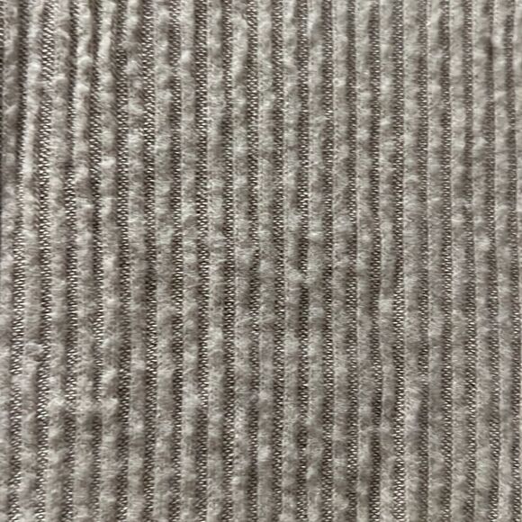 LNA Top Long Sleeve Size XS - Great Condition - Cut out in Front - Picture 3 of 4